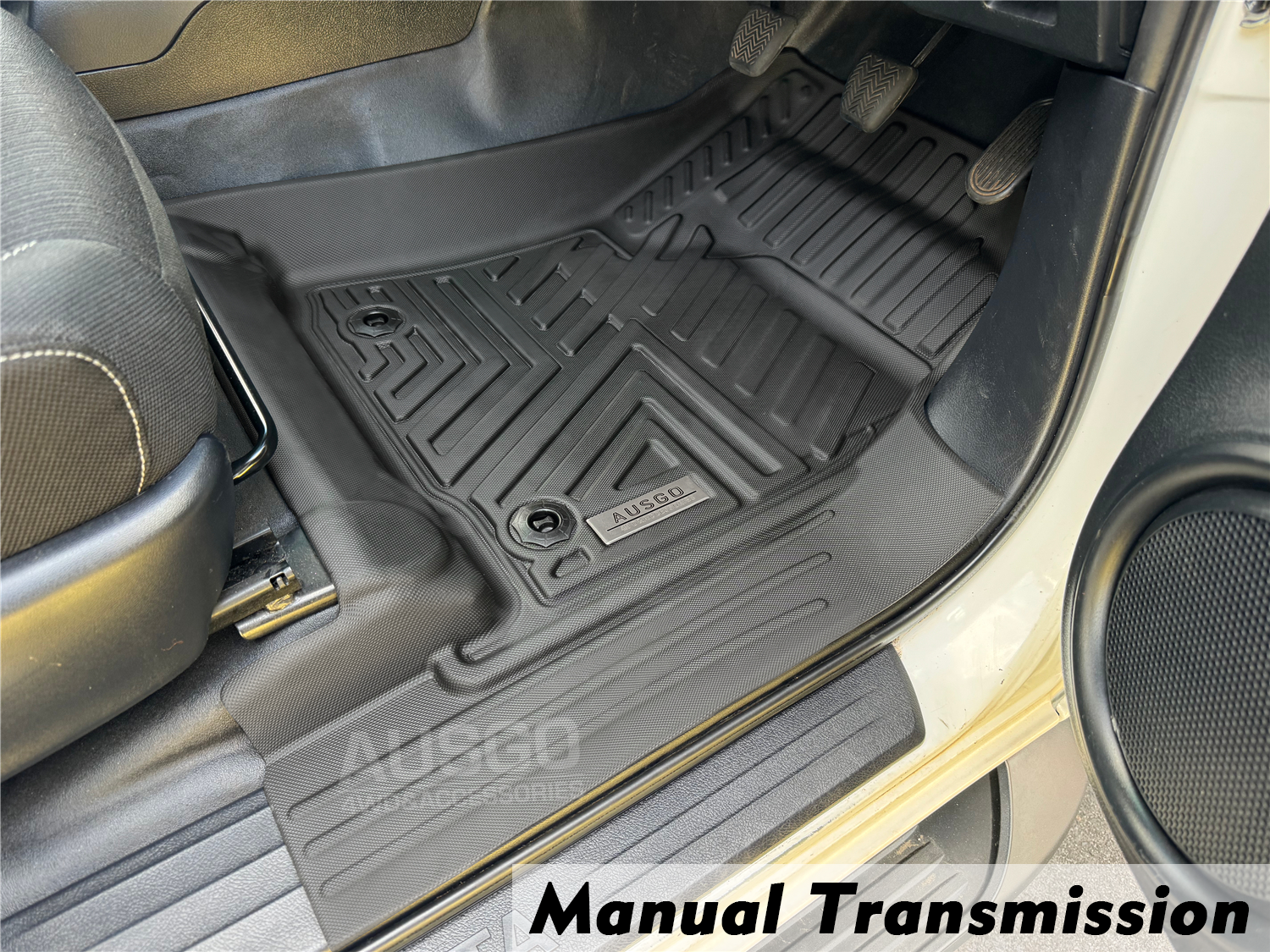 Car Floor Mats + Black Door Sill Protector for Toyota Hilux Dual Cab 2015-2024