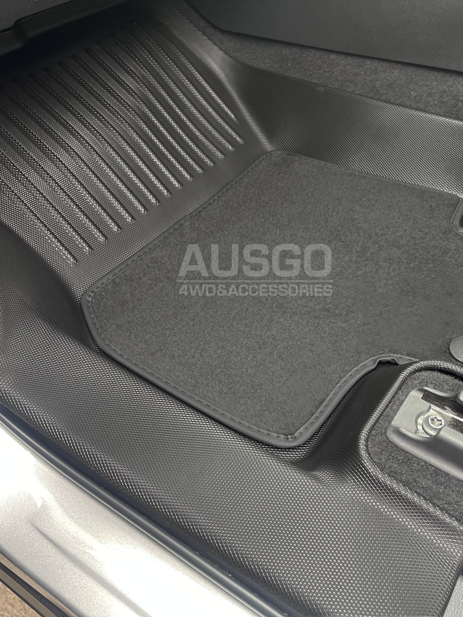 Double-Layer Car Floor Mats for Toyota Kluger 2021-Onwards