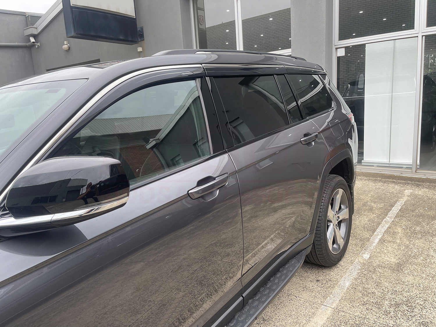 Stainless Trim Weather Shields for Jeep Grand Cherokee L WL 7 Seats 2021-Onwards