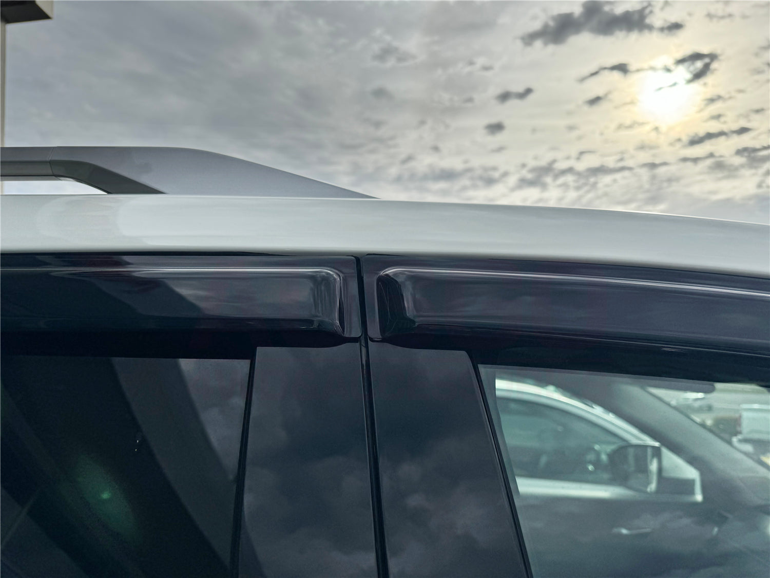 Luxury Weather Shields for Nissan Pathfinder R53 2022-Onwards