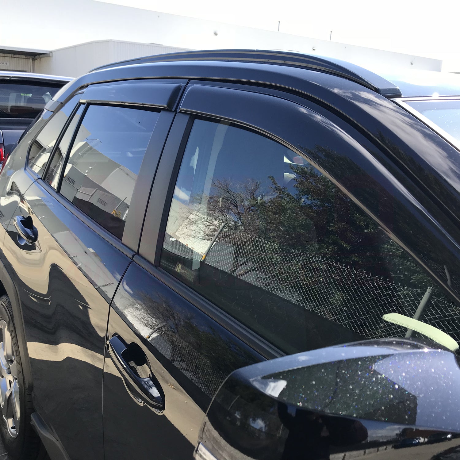 Luxury Weather Shields + Bonnet Protector for Toyota RAV4 2019-Onwards