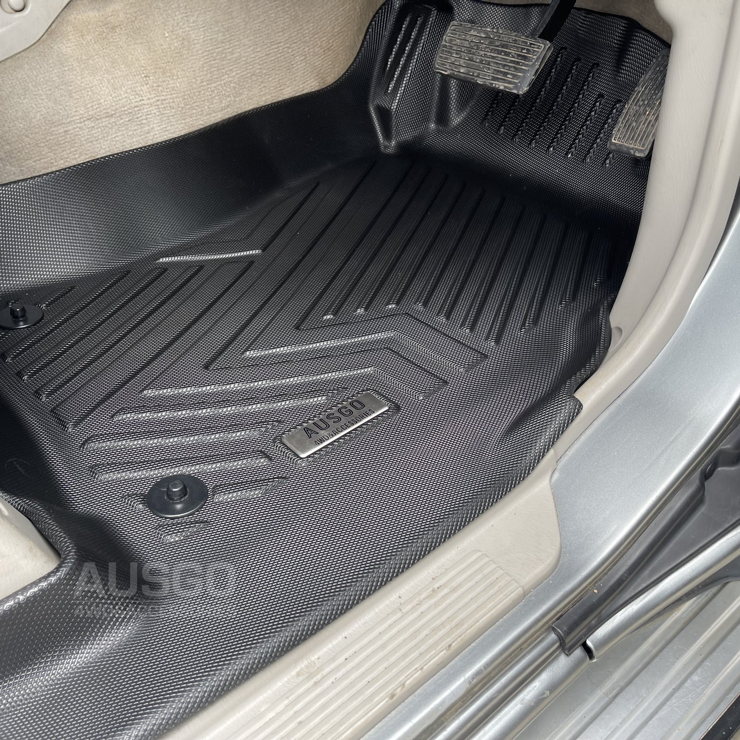 Double-Layer Car Floor Mats for Nissan Patrol GU Y61 1997-2015