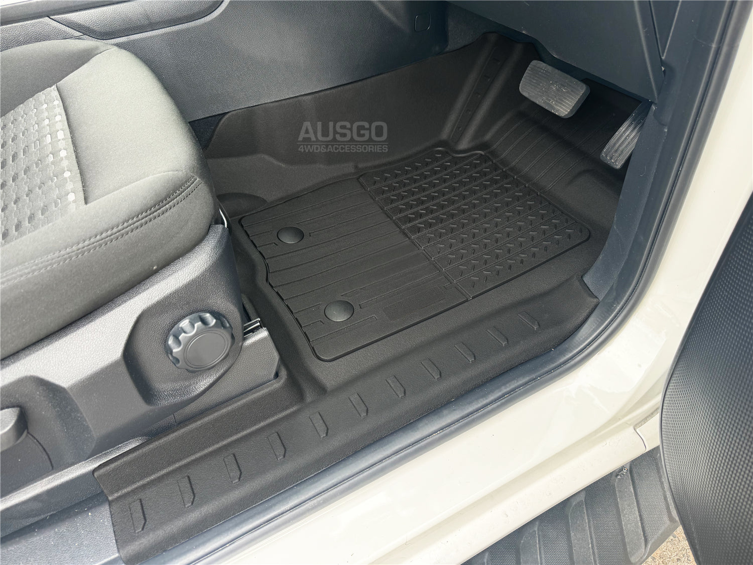 7D Injection Floor Mats + Black Door Sill Protector for Volkswagen Amarok Next-Gen NF Dual Cab 2023-Onwards