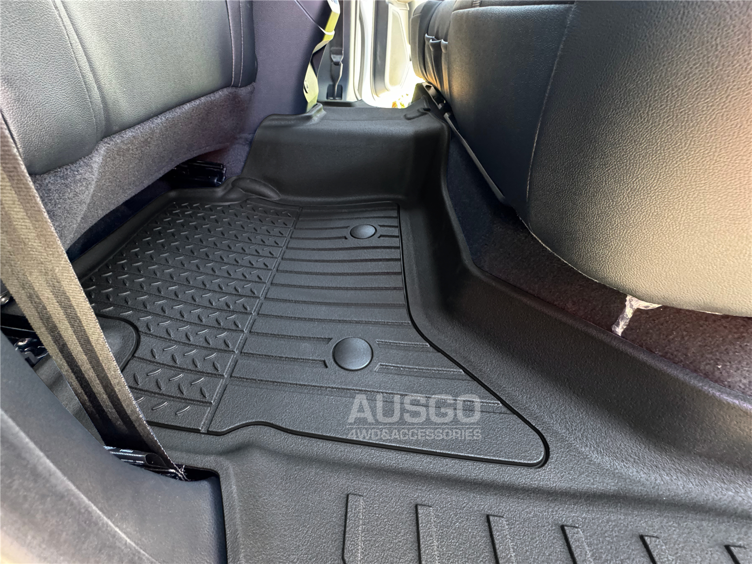 7D Injection Floor Mats + Black Door Sill Protector for Volkswagen Amarok Next-Gen NF Dual Cab 2023-Onwards