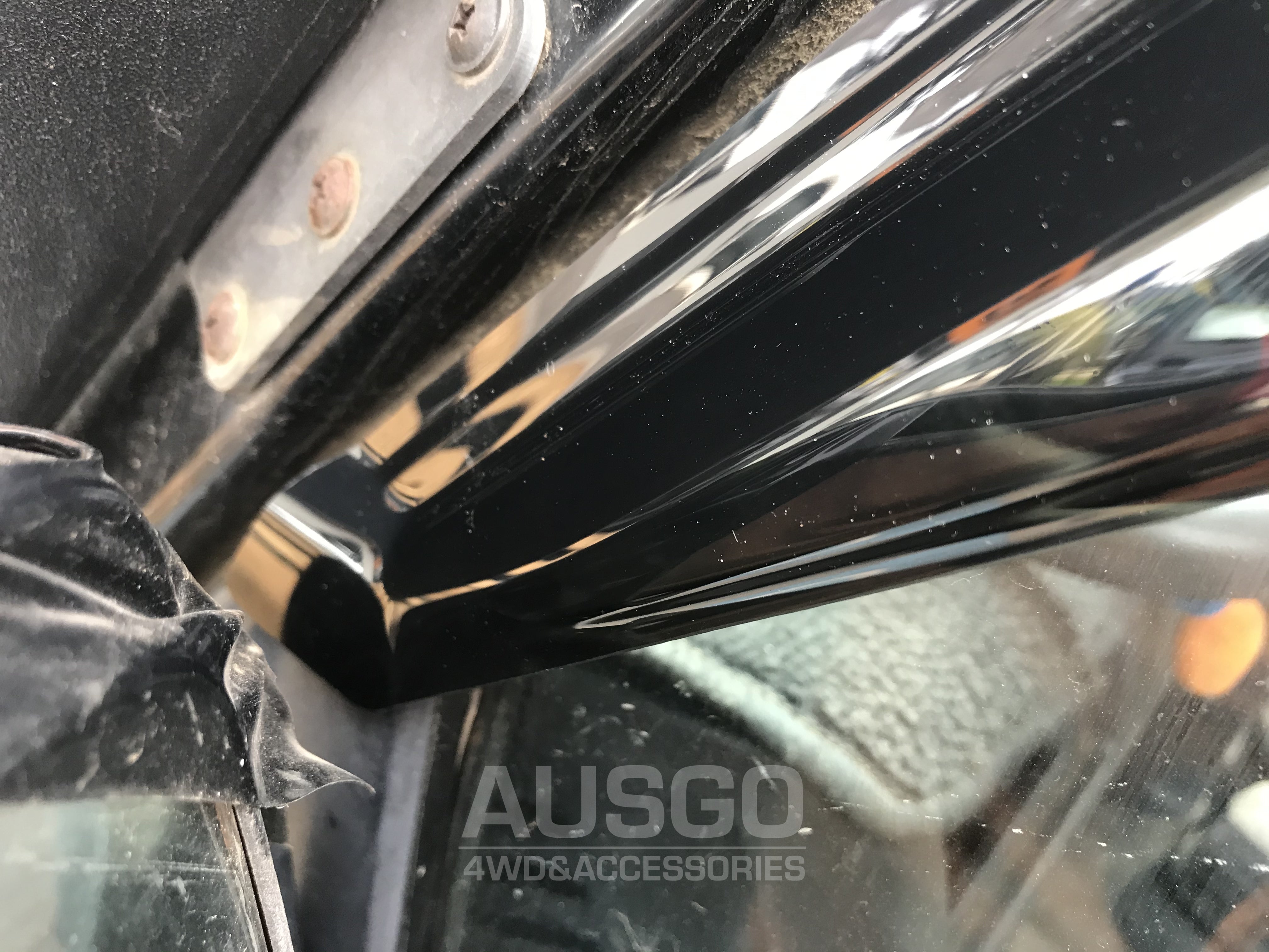 Luxury Weather Shields for Nissan Patrol Y60 GQ Auto Miror 1988-1997