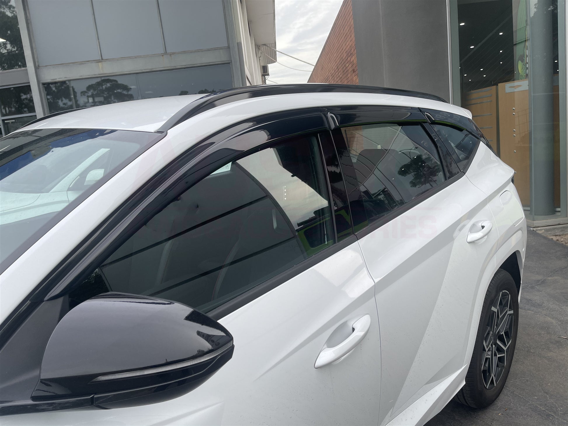 Luxury Weather Shields for Hyundai Tucson 2021-Onwards