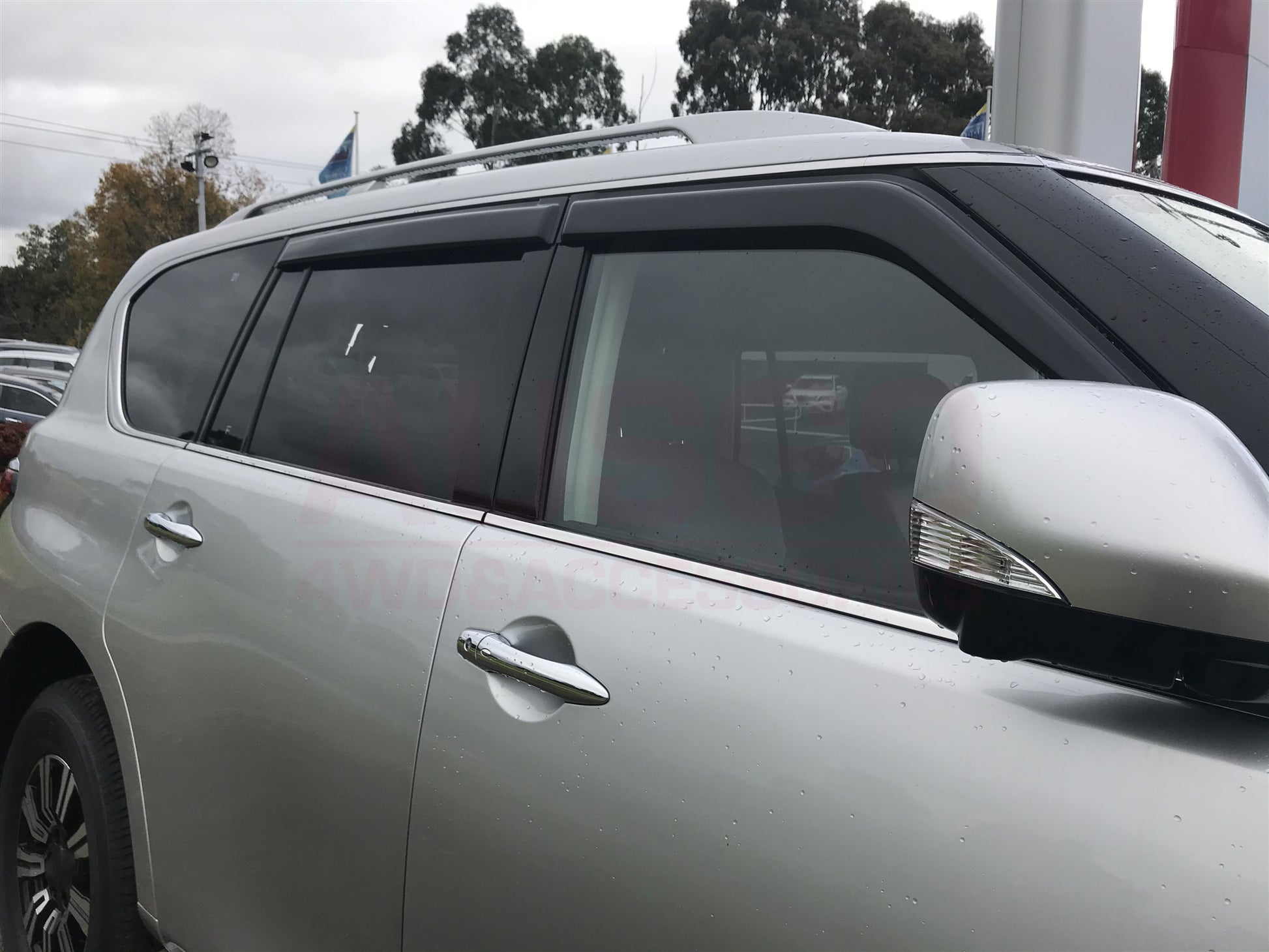 Luxury Weather Shields for Nissan Patrol Y62 2012-Onwards