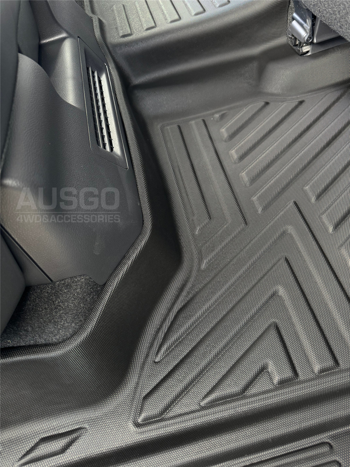 5D TPE Door Sill Covered Car Floor Mats for Toyota LandCruiser 300 Land Cruiser 300 LC300 2021-Onwards