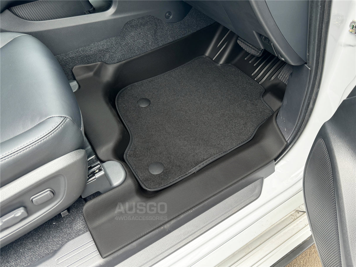 Double-Layer Car Floor Mats for Mitsubishi Pajero Sport 2015-Onwards 7 Seats