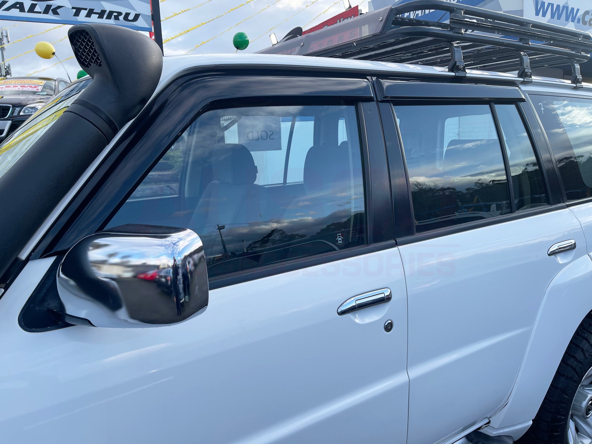 Weather Shields + Bonnet Protector for Nissan Patrol GU Y61 2004-2015