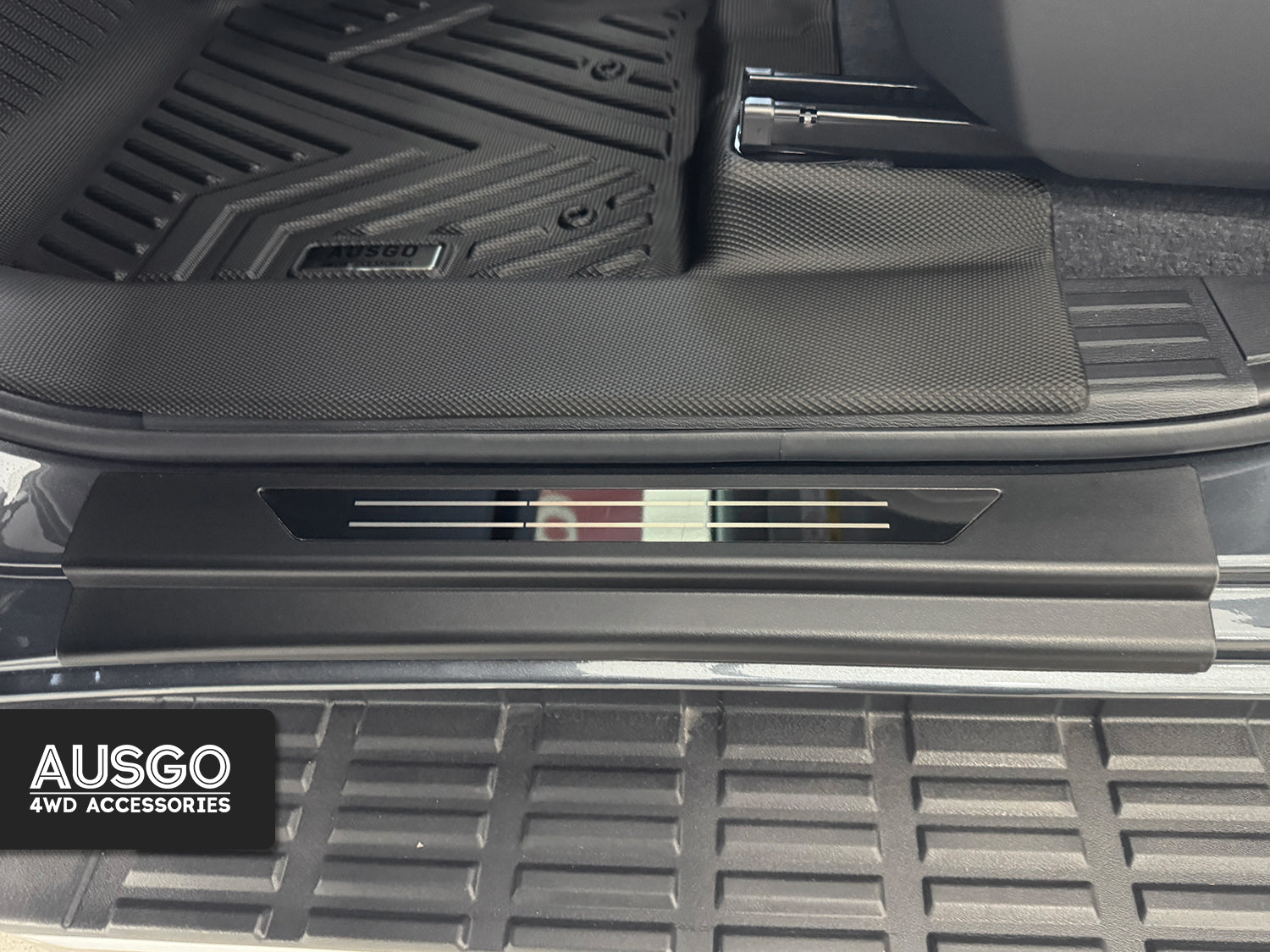 Car Floor Mats + Black Door Sill Protector for Nissan Navara D27 Dual Cab 2026-Onwards