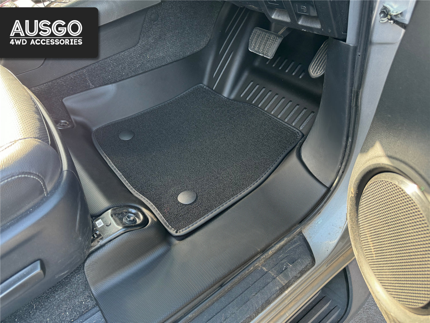 Double-Layer Car Floor Mats for Toyota Hilux Dual Cab 2015-2025 Auto Trans