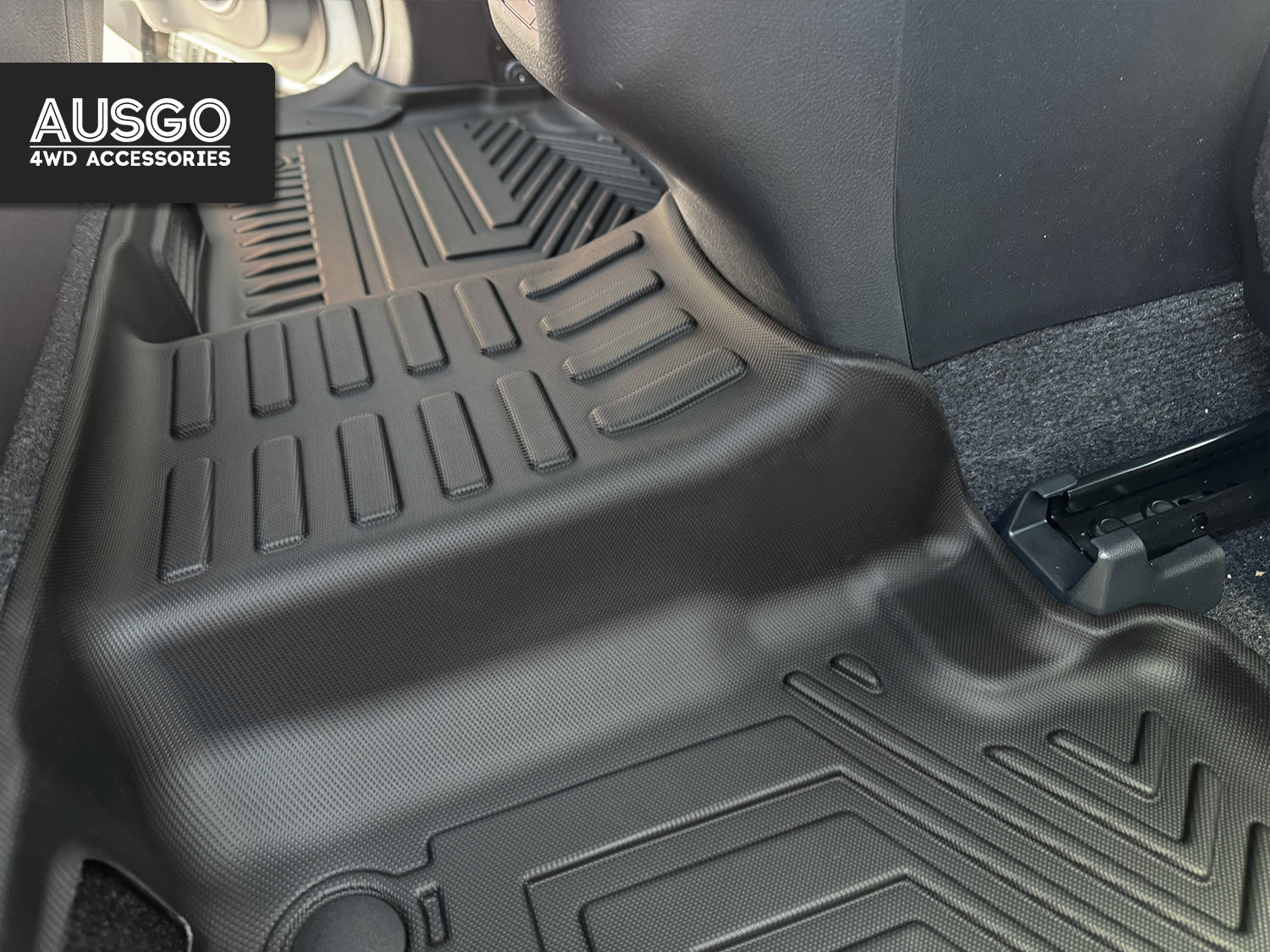 5D Car Floor Mats for Toyota Hilux Dual Cab 48V Hybrid 2024-Onwards