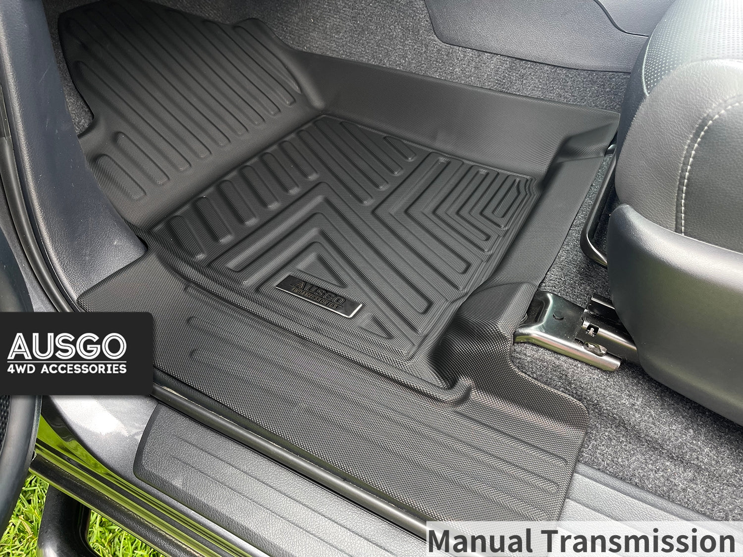 5D Injection Floor Mats + Black Door Sill Protector for Toyota Hilux Dual Cab 2015-Onwards