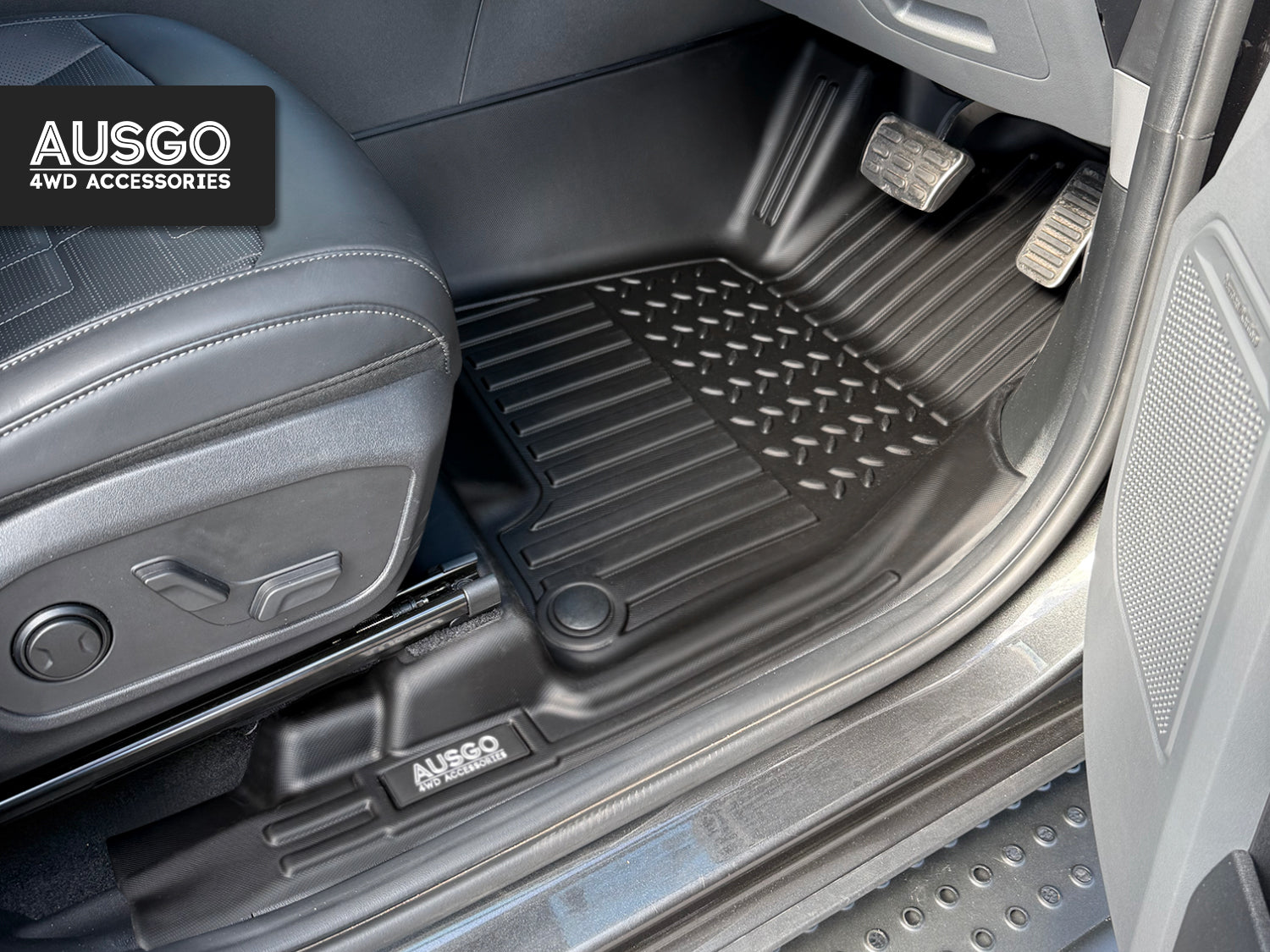 7D Floor Mats + Black Door Sill Protector for KIA Tasman 2025-Onwards