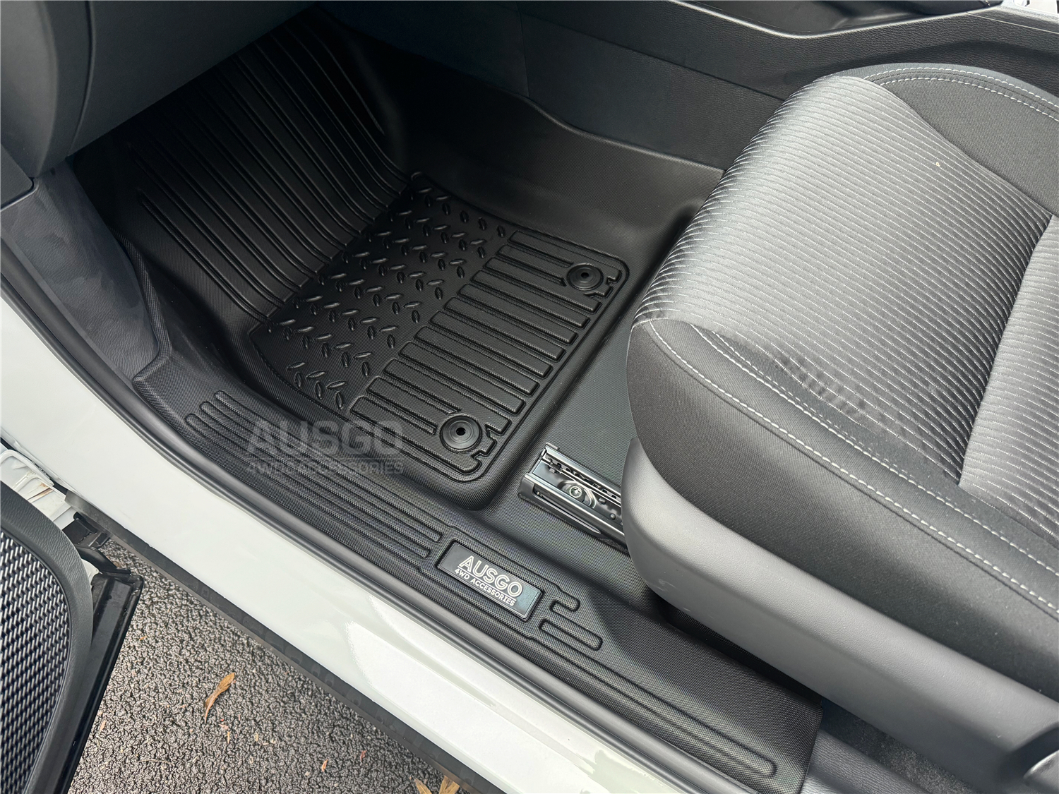 7D Car Floor Mats for Mitsubishi Outlander 7 Seater Petrol 2021-Onwards