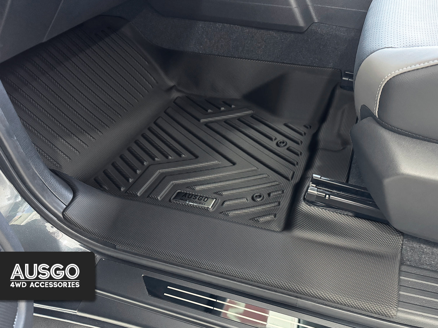Car Floor Mats + Black Door Sill Protector for Nissan Navara D27 Dual Cab 2026-Onwards