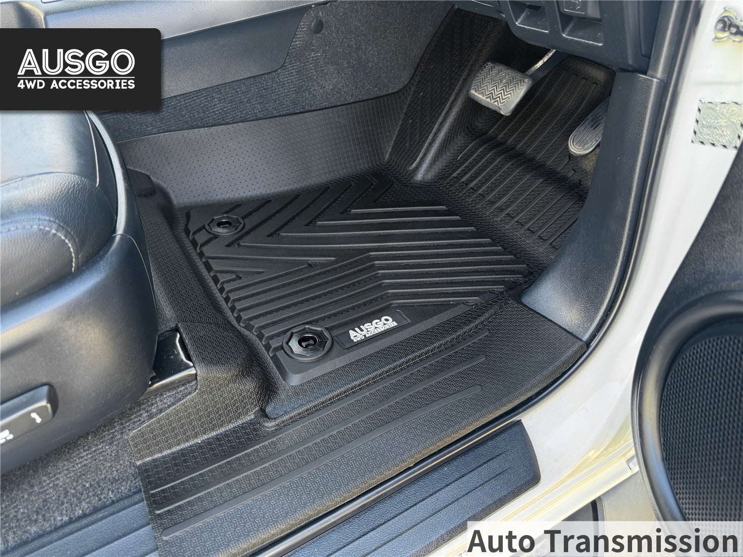 5D Injection Floor Mats + Black Door Sill Protector for Toyota Hilux Dual Cab 2015-Onwards