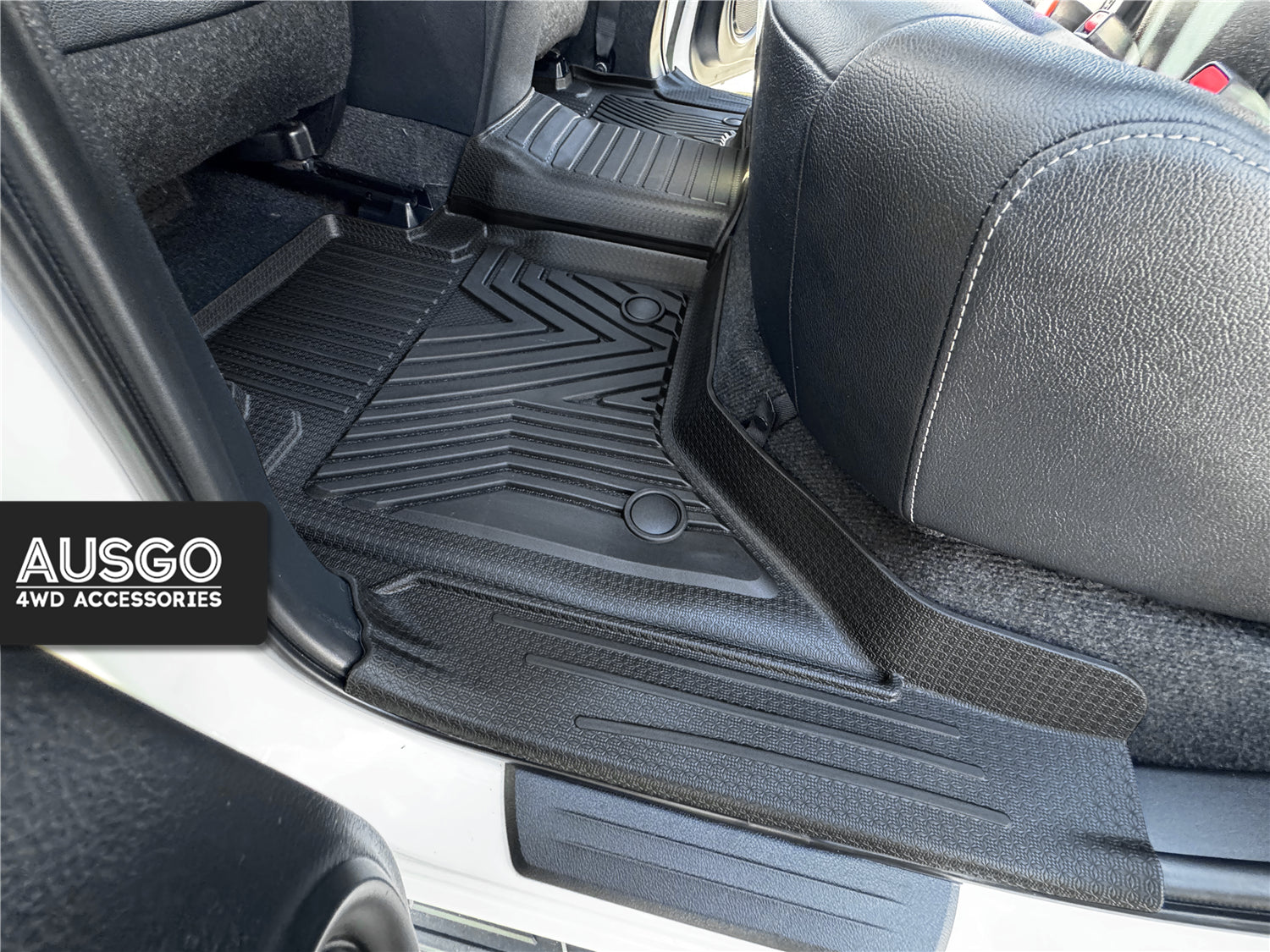 5D Injection Floor Mats for Toyota Hilux Dual Cab 2015-Onwards Auto Trans