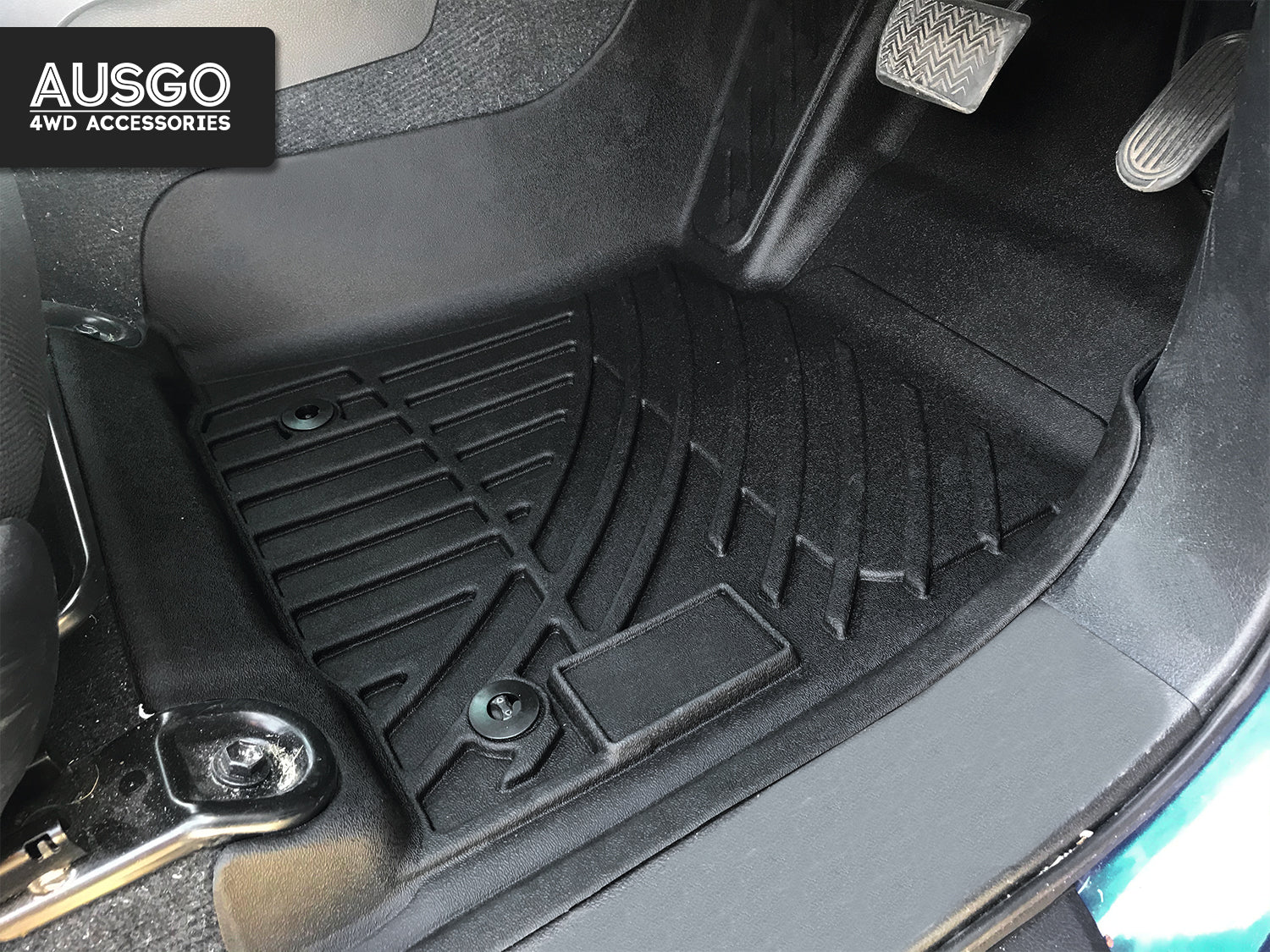 3D Floor Mats for Toyota Hilux Single / Extra Cab 2015-Onwards Auto Transmission