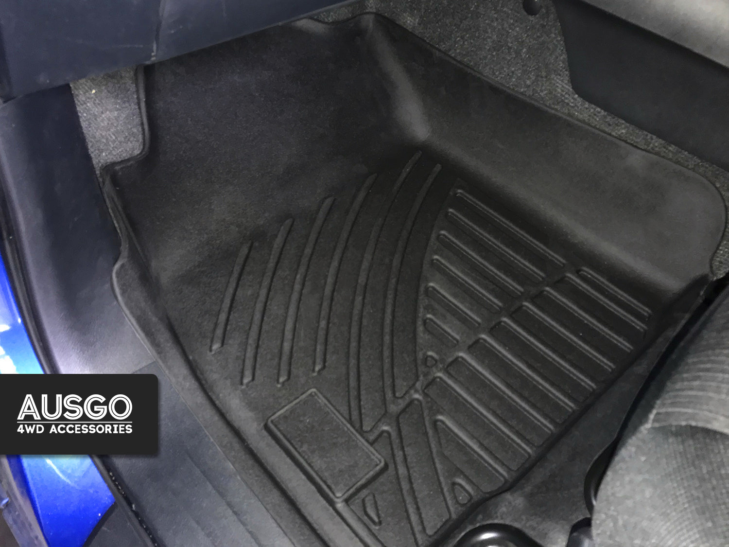 3D Floor Mats for Toyota Hilux Single / Extra Cab 2015-Onwards Auto Transmission