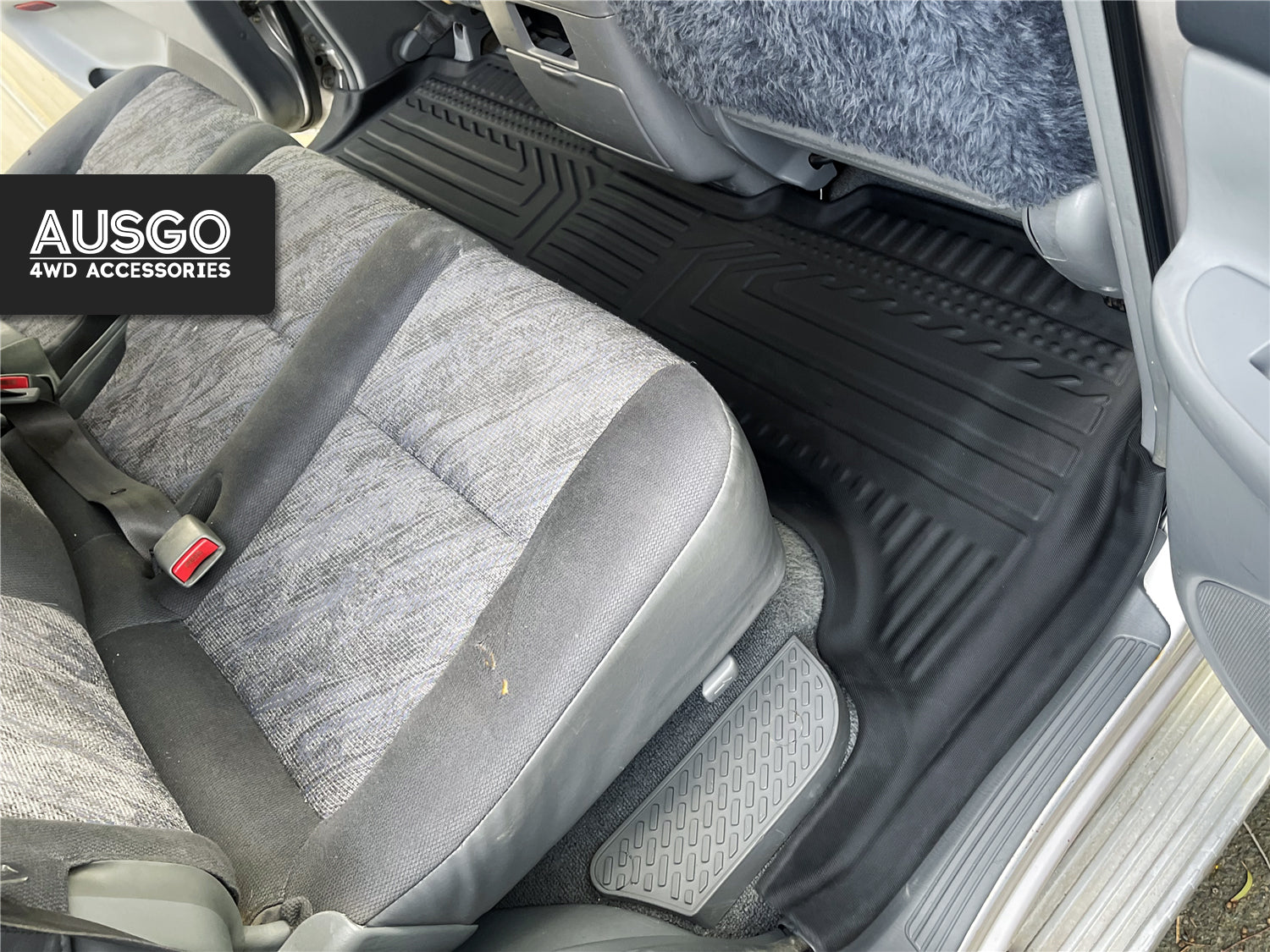 5D Car Floor Mats for Toyota Land Cruiser 100 105 Series 1998-2007