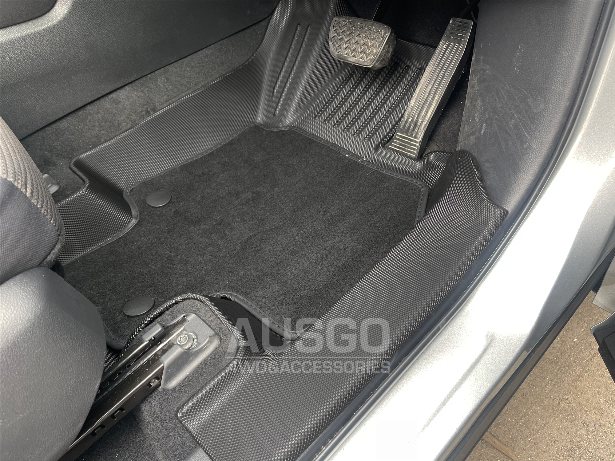5D TPE Door Sill Covered Car Floor Mats for Toyota Kluger Hybrid 2021+ –  AUSGO 4X4 Accessories